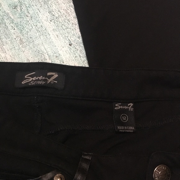 Seven7 black jeggings - Picture 4 of 7